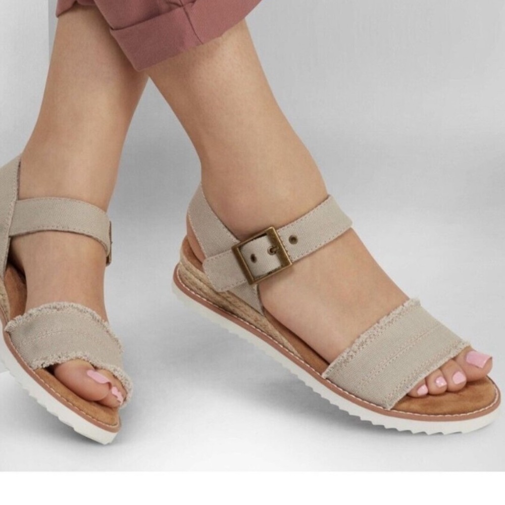 Skechers Bobs Desert Kiss sandals
